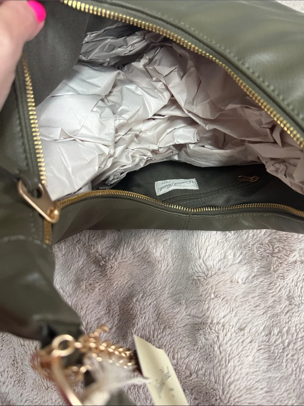 Universal Thread Dark Olive Pebbled Hobo Bag with Gold Accents